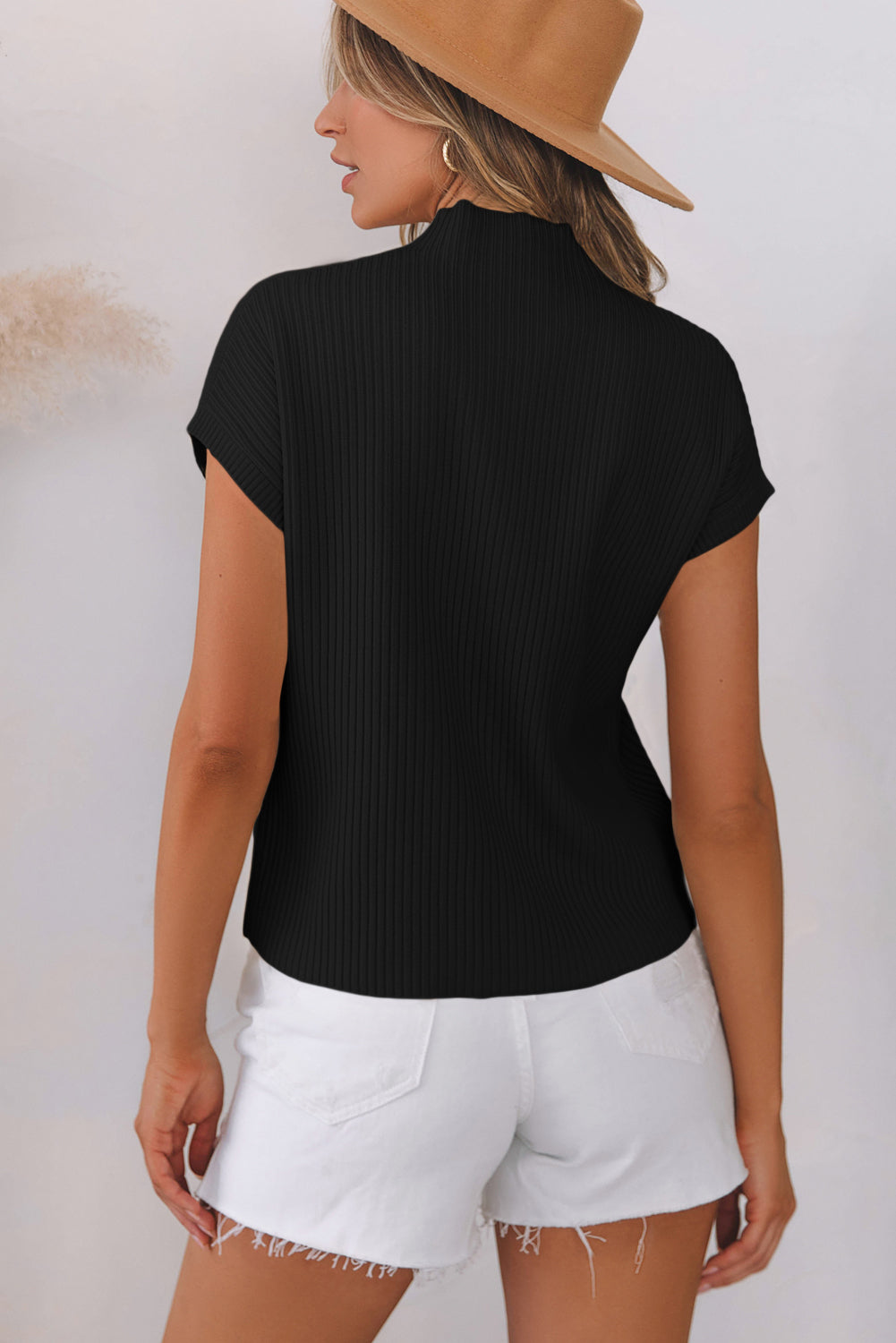 Apricot Ribbed V Neck Patched Chest Pocket Knit T-shirt