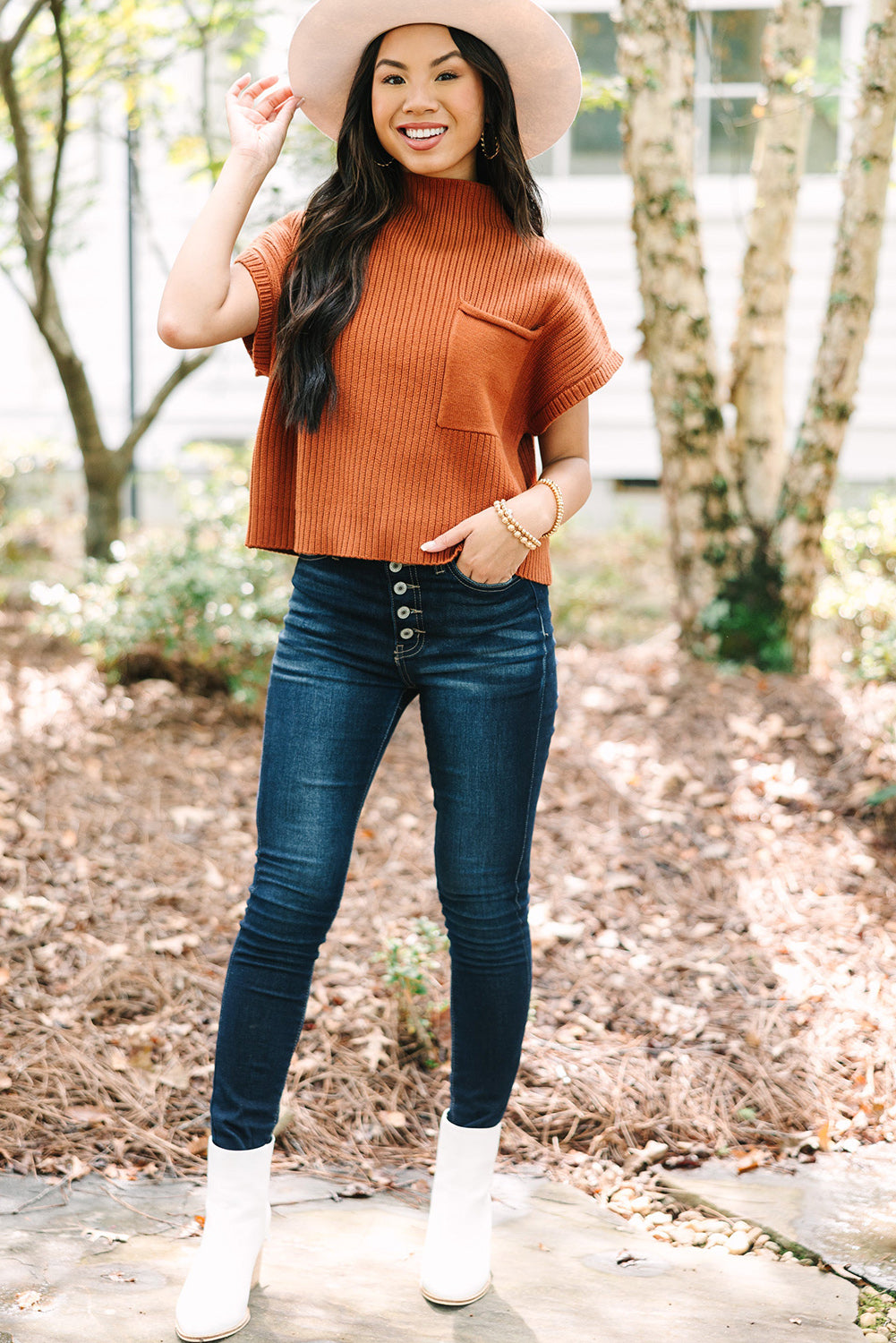 Apricot Ribbed V Neck Patched Chest Pocket Knit T-shirt