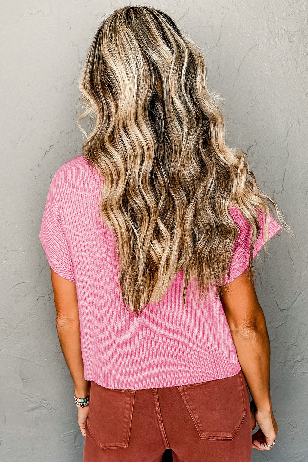 Apricot Ribbed V Neck Patched Chest Pocket Knit T-shirt