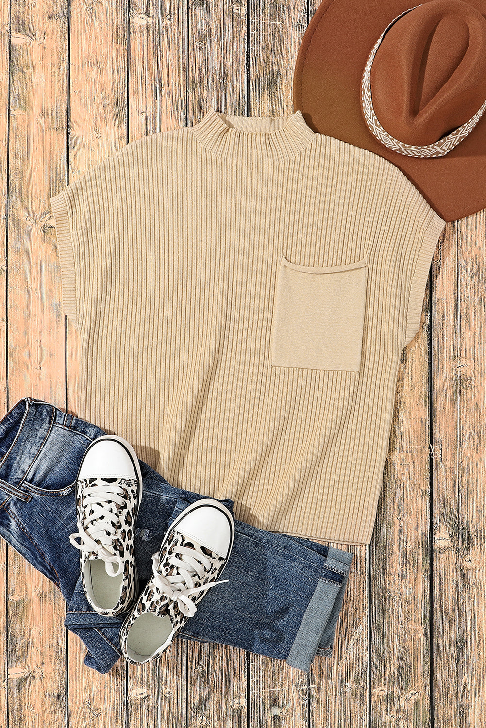 Apricot Ribbed V Neck Patched Chest Pocket Knit T-shirt